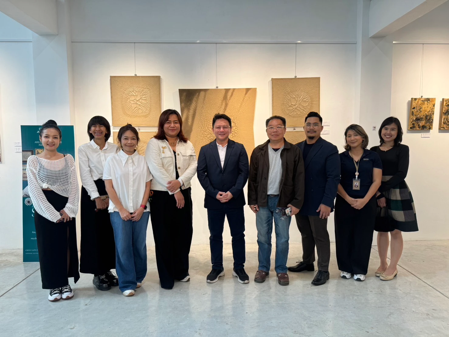 Art season exhibition by PhanatchaNuch 6