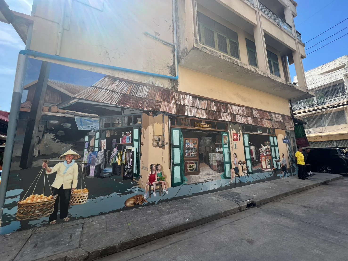 Thakhai Market  wall painting by PhanatchaNuch 16